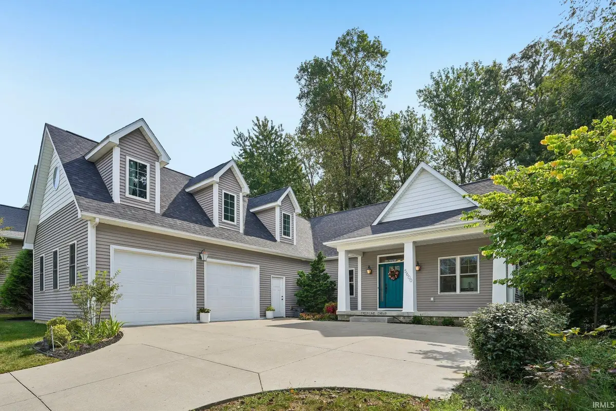 5600 Treeline Drive, Columbus, IN 47201 - #1