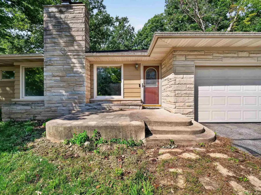 3416 Sun Valley Drive, Fort Wayne, IN 46804 - #3