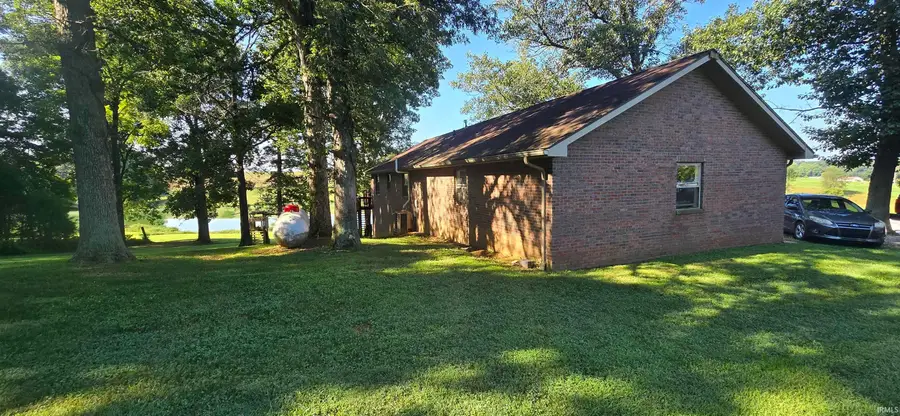 2466 Us 231 Highway, Loogootee, IN 47553 - #2