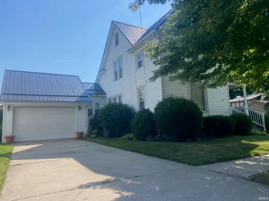 111 E 3rd Street, Auburn, IN 46706 - #2