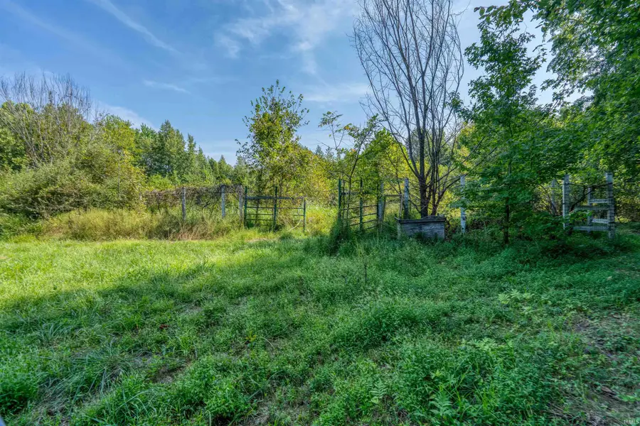6651 N County Rd 600 E, Grandview, IN 47615 - #2