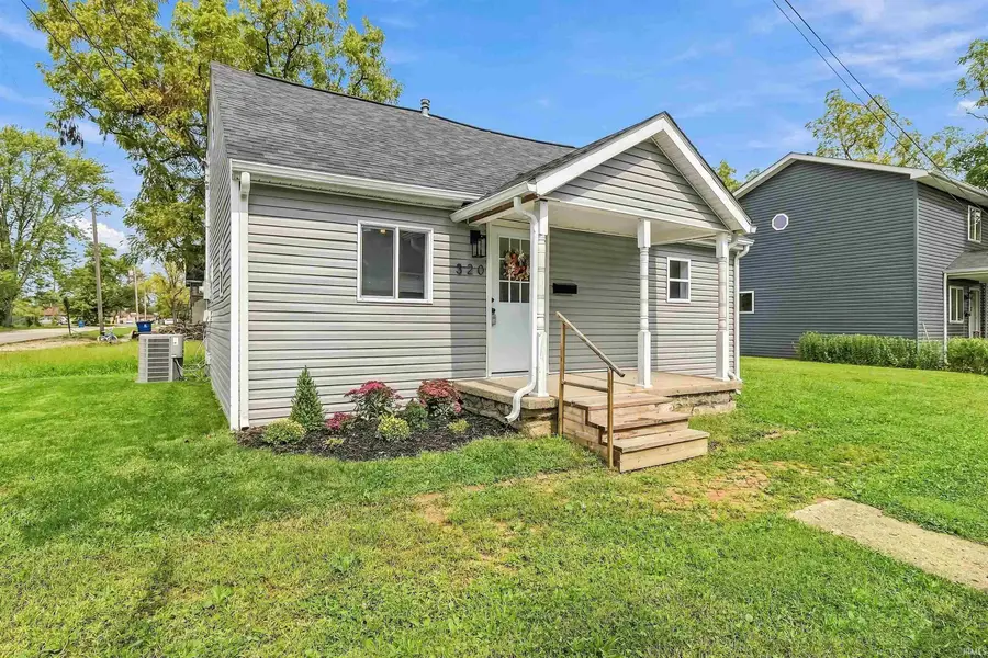 320 W 37th Street, Marion, IN 46953 - #2