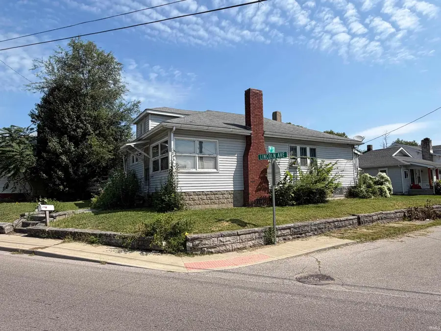 222 Lincoln Avenue, Bedford, IN 47421 - #2