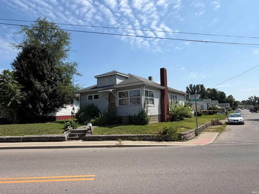 222 Lincoln Avenue, Bedford, IN 47421 - #3