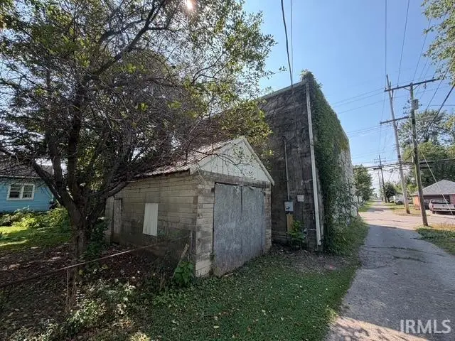 809 6th Street, Bedford, IN 47421 - #2