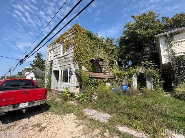 809 6th Street, Bedford, IN 47421 - #3
