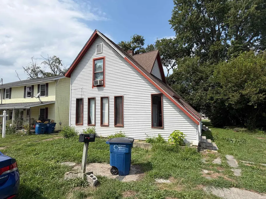 1307 4th Street, Bedford, IN 47421 - #2