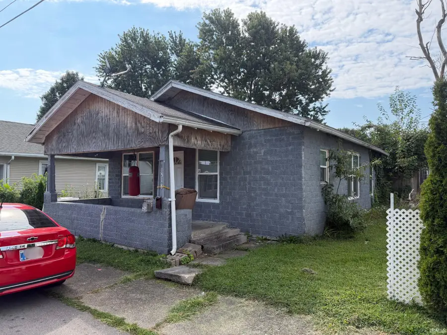 1518 6th Street, Bedford, IN 47421 - #2