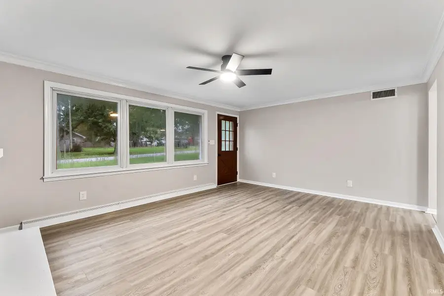 5009 Woodford Drive, Fort Wayne, IN 46835 - #3