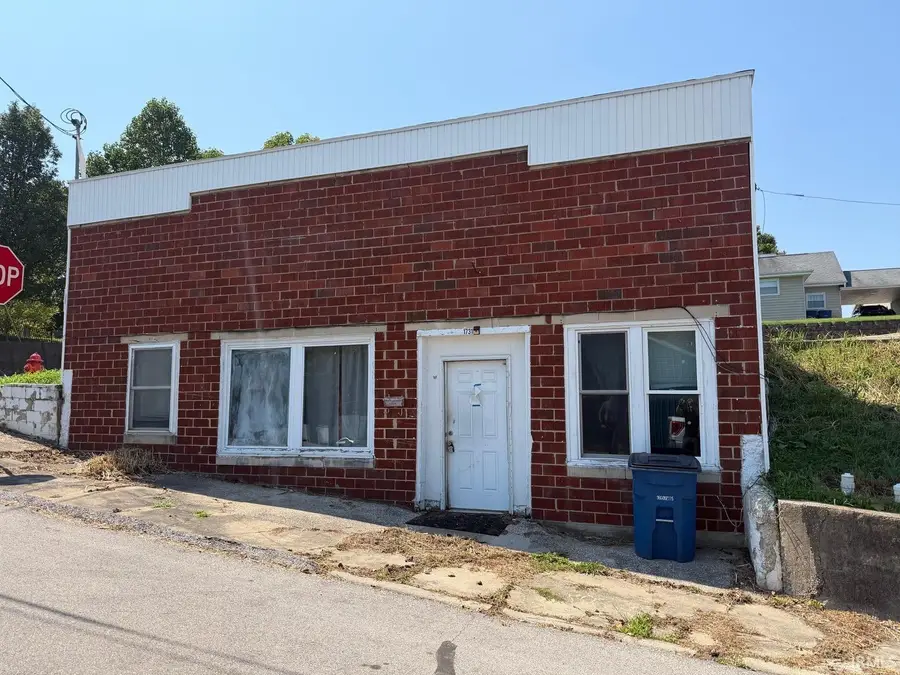 1731 K Street, Bedford, IN 47421 - #2