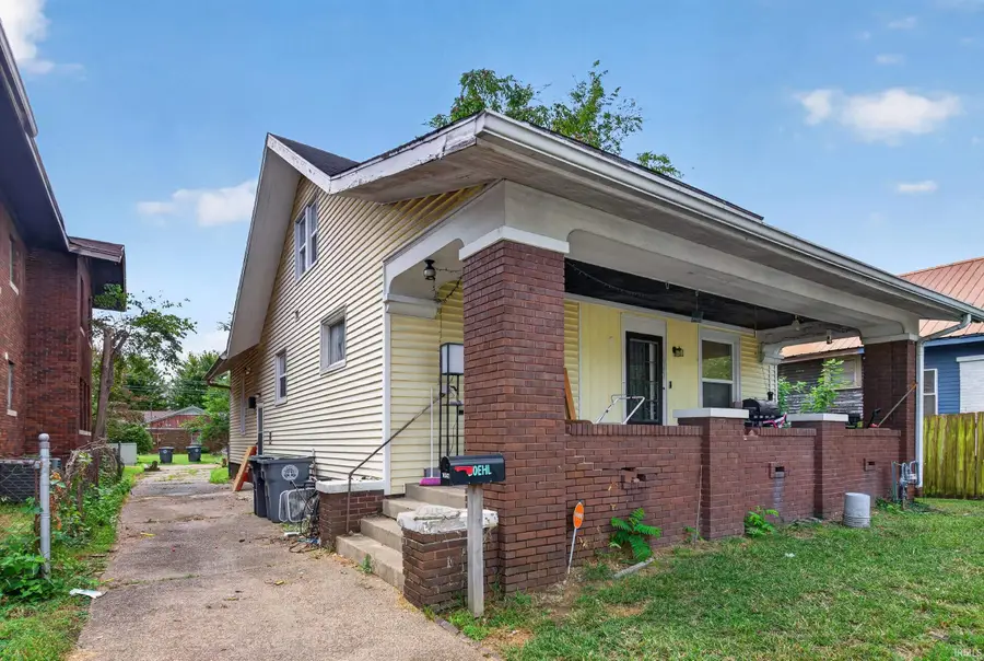 1041 E Blackford Avenue, Evansville, IN 47714 - #2