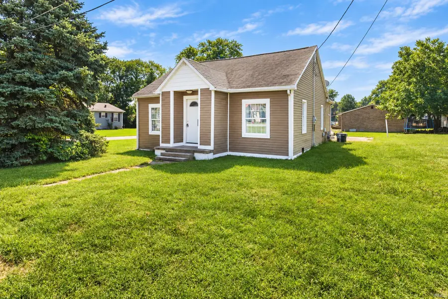 205 E South Street, Fort Branch, IN 47648 - #2