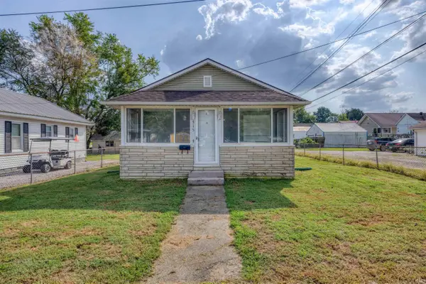 315 E Oak Street, Oakland City, IN 47660