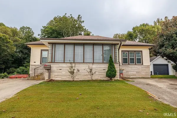 171 N Lewis Street, Bloomfield, IN 47424