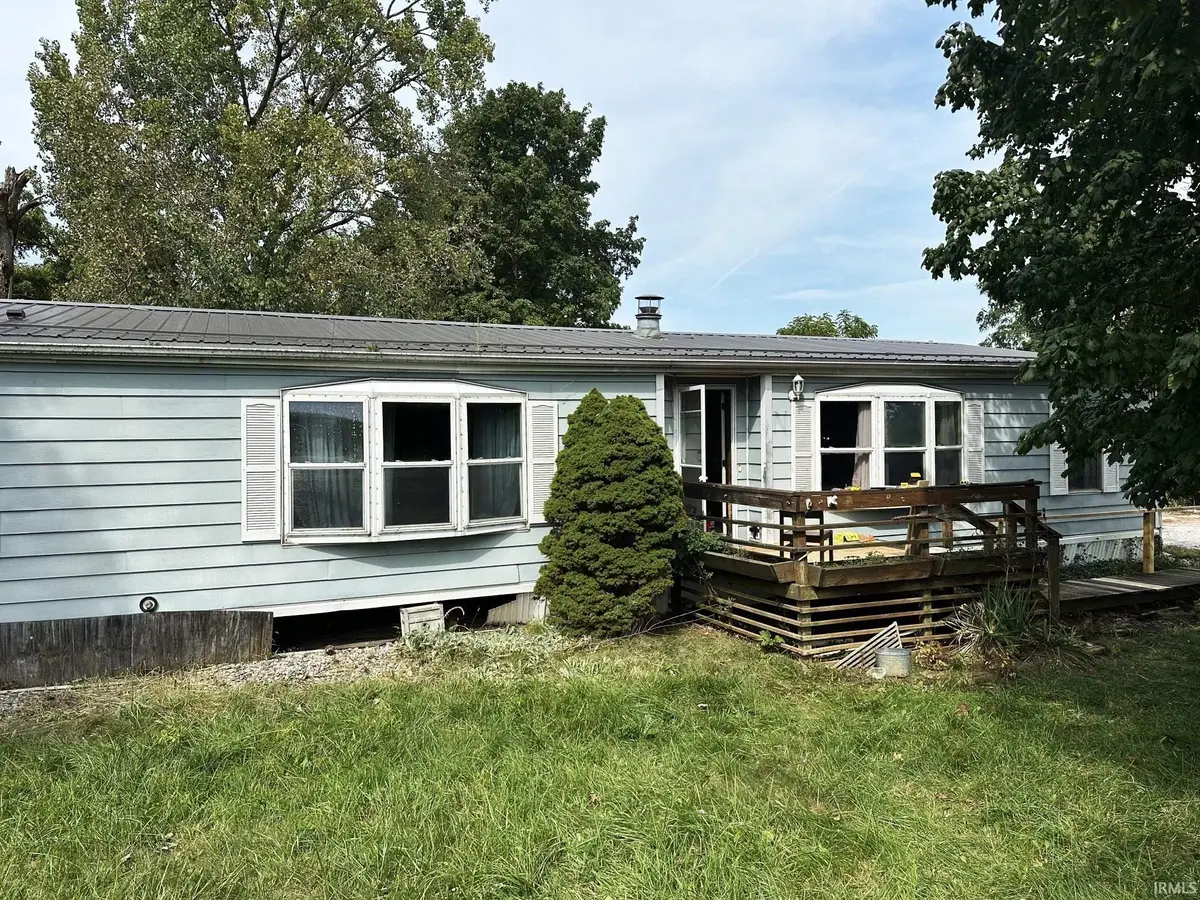 5835 E Schrader Road, Columbia City, IN 46725 - #1