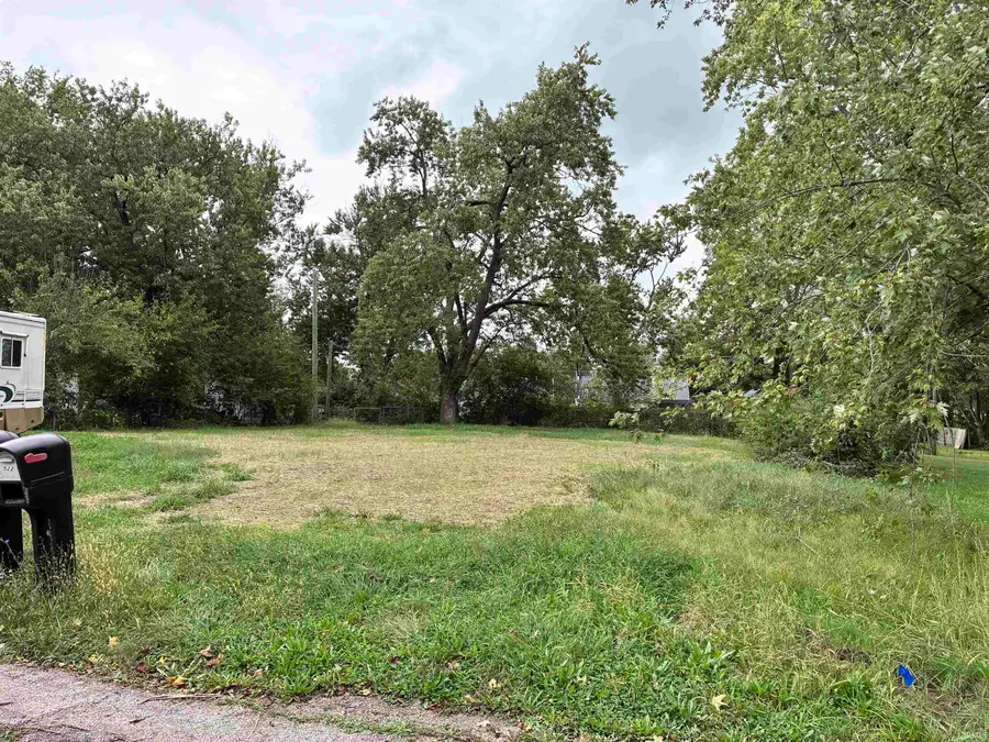 525 W Fulton Street, Hartford City, IN 47348 - #2