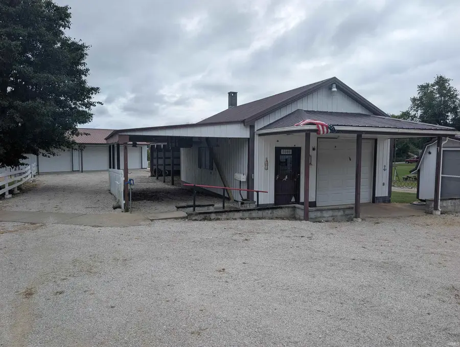 5041 E 800 S, Montgomery, IN 47558 - #3