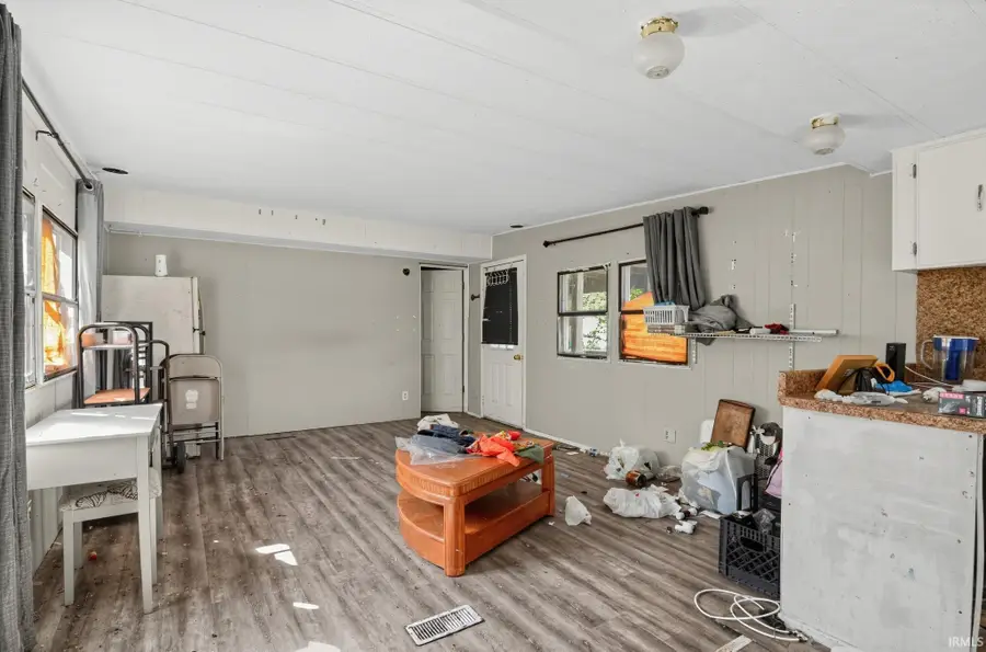 617 W 9th Street, Bicknell, IN 47512 - #3
