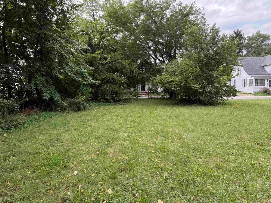 122 N Carlisle Street, South Bend, IN 46628 - #3