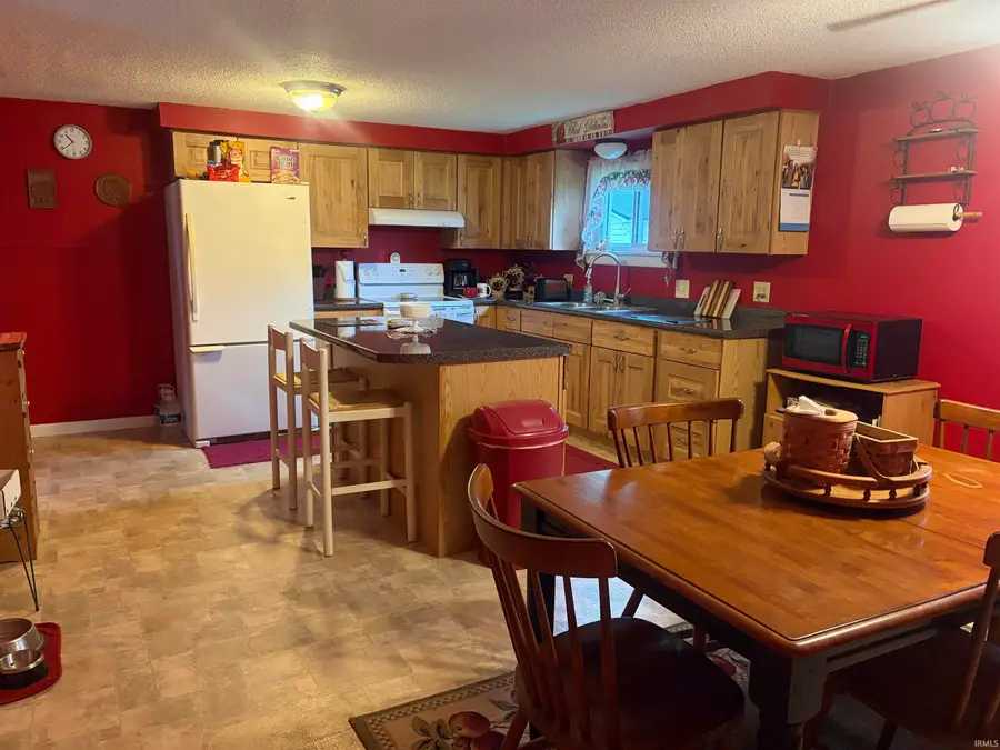 1366 W Arch Street, Portland, IN 47371 - #3