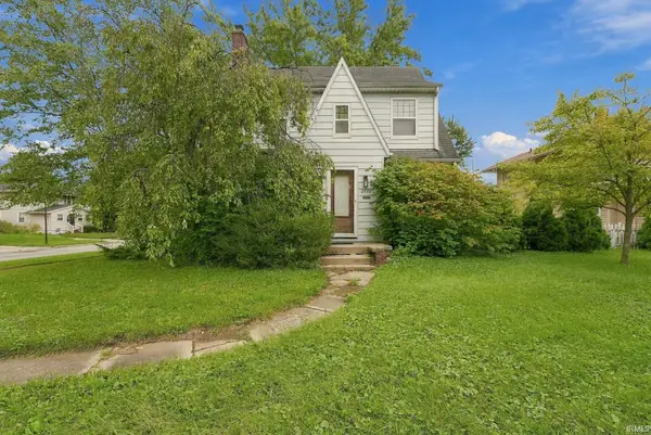 2430 Hubertus Avenue, Fort Wayne, IN 46805