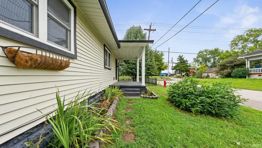 2931 Washington Avenue, Bedford, IN 47421 - #3
