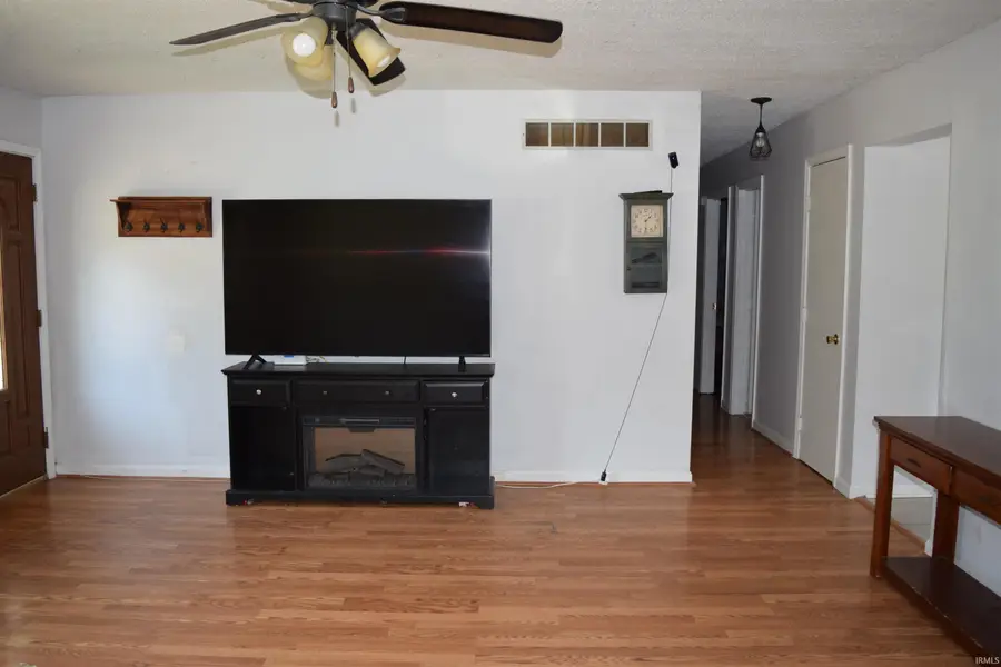 670 S Burkhardt Road, Evansville, IN 47715 - #2