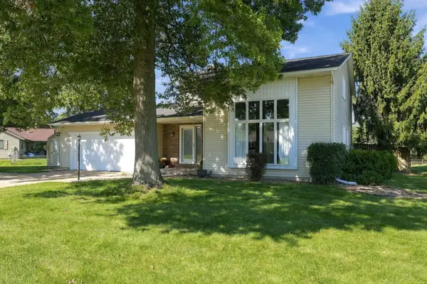 11689 S Strohm Drive, Mishawaka, IN 46545