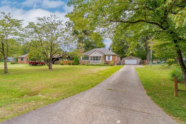 1327 Thompson Avenue, Evansville, IN 47715