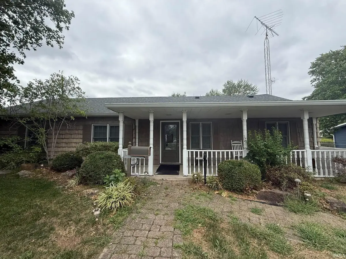 19 S 21st Street, Vincennes, IN 47591 - #1