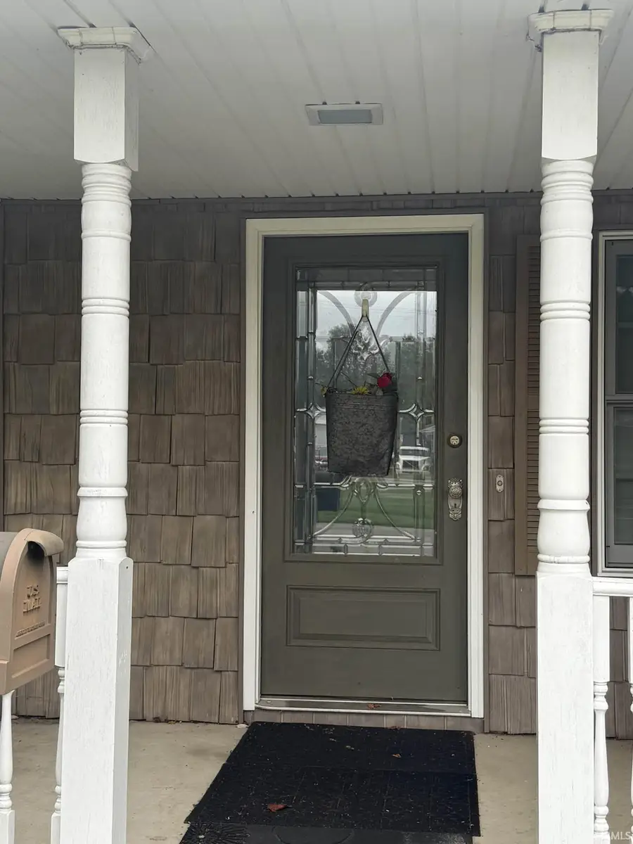 19 S 21st Street, Vincennes, IN 47591 - #3