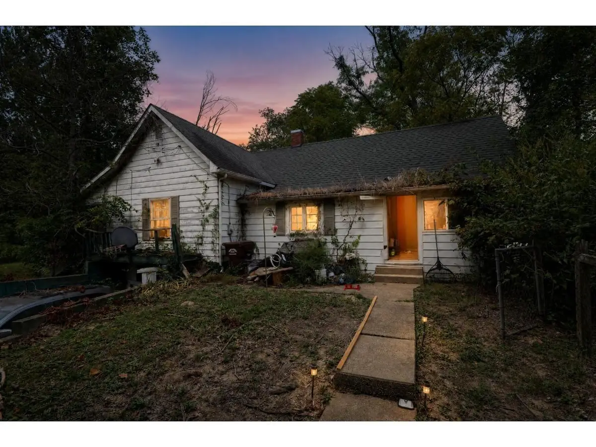11699 S State Road 159 Highway, Jasonville, IN 47438 - #1