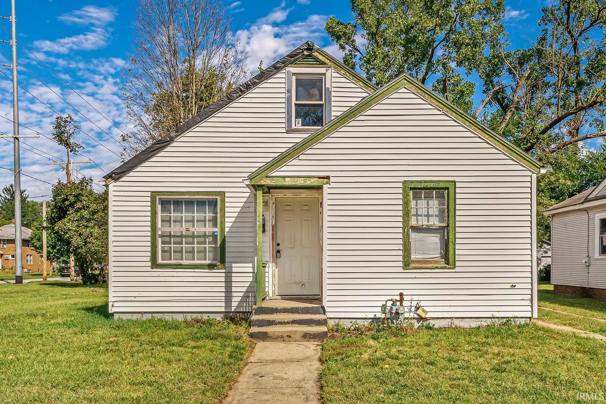 346 W Hubbard Avenue, Elkhart, IN 46516 - #1