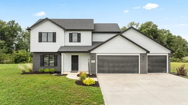 814 Lagonda Trail, Fort Wayne, IN 46818