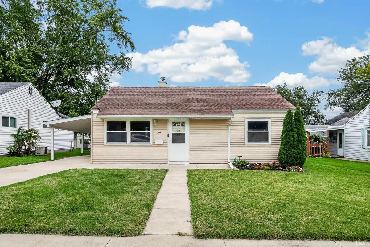 707 Randolph Street, Angola, IN 46703 - #1