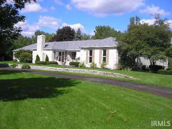 1704 Brookwood Dr., Elkhart, IN 46514
