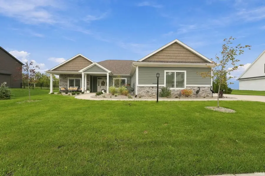 636 Sandringham Pass, Fort Wayne, IN 46845 - #2