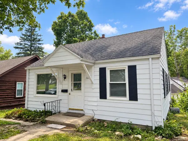 3223 Eastbrook Drive, Fort Wayne, IN 46805