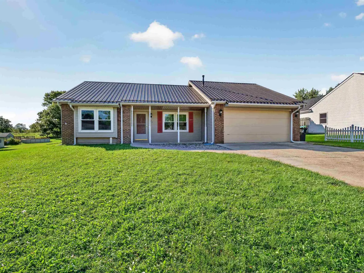 325 Millstone Run, Churubusco, IN 46723 - #1