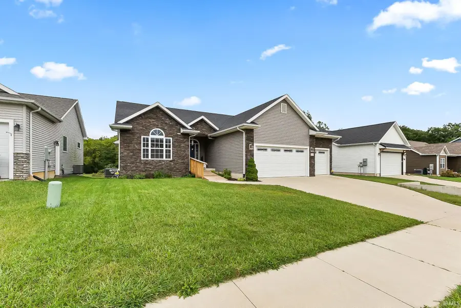 2671 Pine Cone Lane, Warsaw, IN 46582 - #2