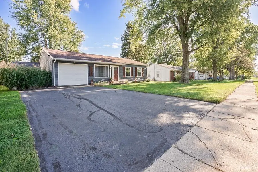 1167 Falls Avenue, Wabash, IN 46992 - #2