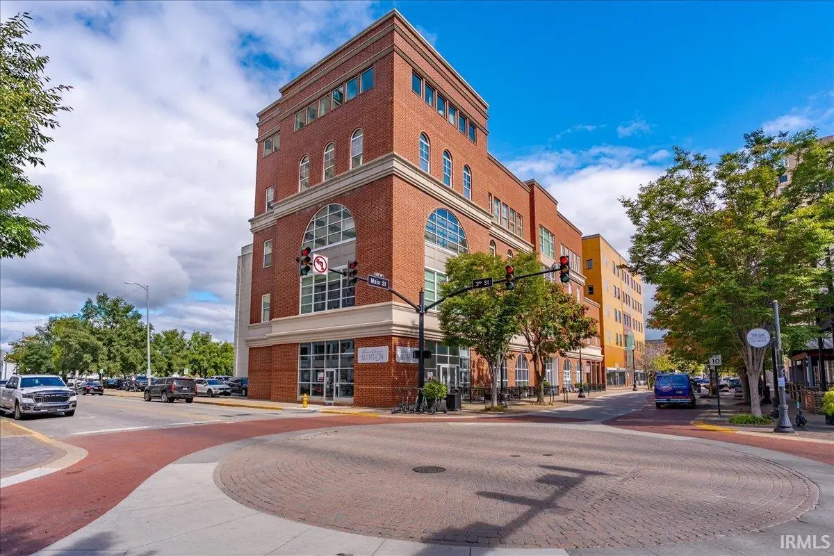 300 Main Street #1-D2, Evansville, IN 47708 - #1
