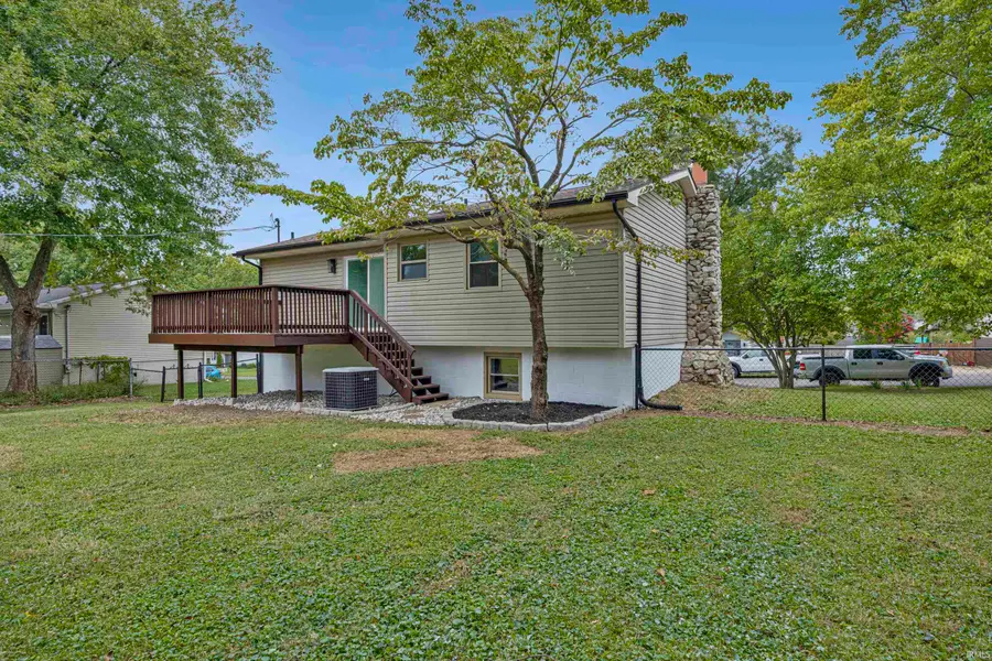 7255 Oakdale Drive, Newburgh, IN 47630 - #2