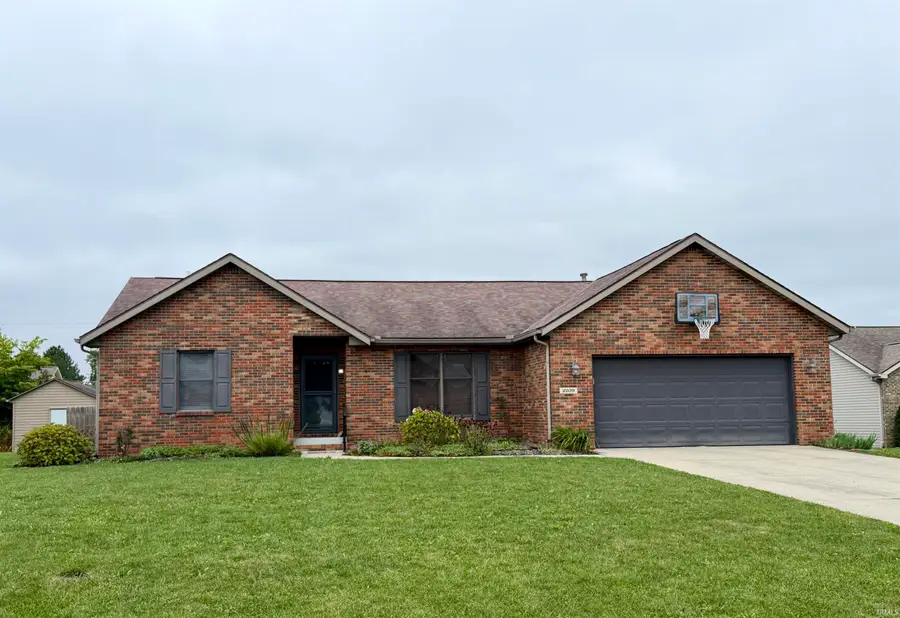 2109 N Waterbury Drive, Muncie, IN 47304 - #2