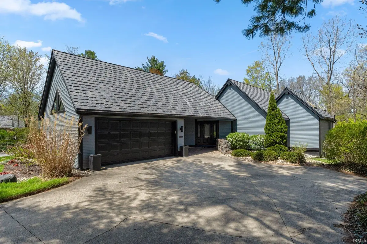 6918 Woodcroft Lane, Fort Wayne, IN 46804 - #1