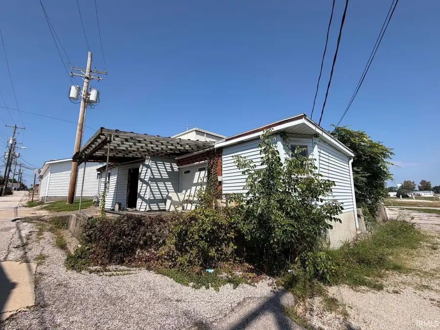 1006 13th Street, Bedford, IN 47421 - #3