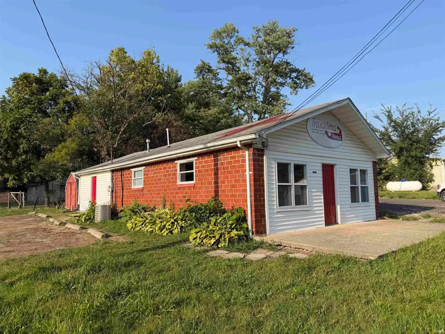 2119 29th Street, Bedford, IN 47421 - #2