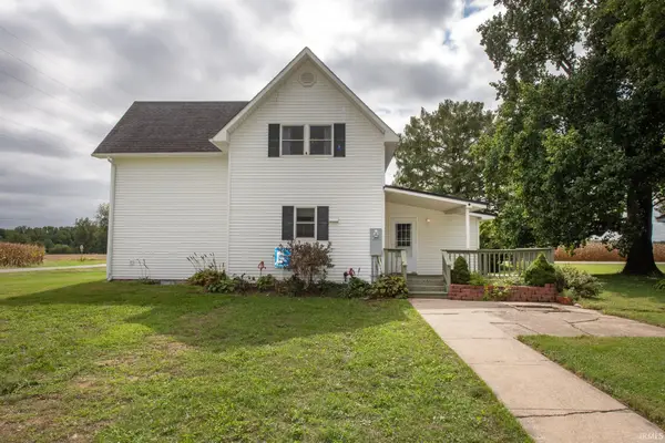 7564 N 100 E, Delphi, IN 46923