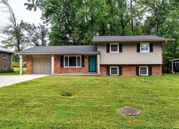 6206 Twickingham Drive, Evansville, IN 47711