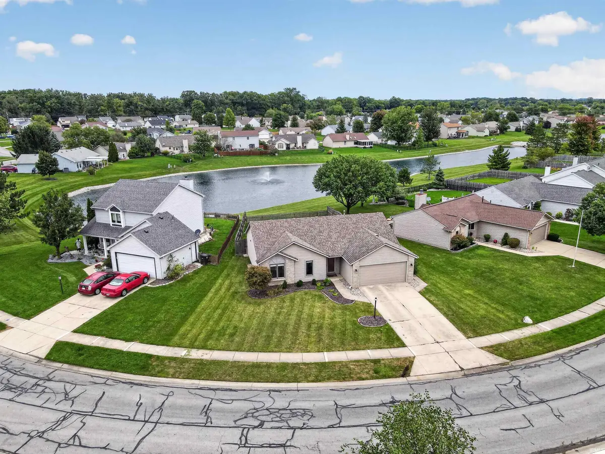 1328 Oak Bay Run, Fort Wayne, IN 46825 - #1
